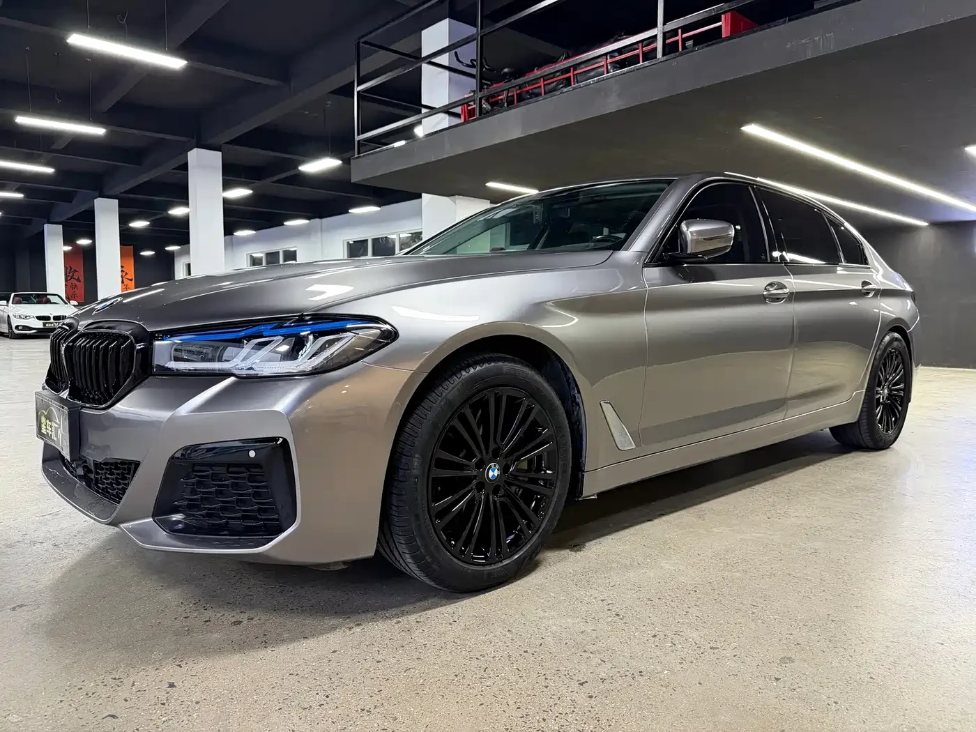 BMW 5 Series 2018 540Li Executive Version